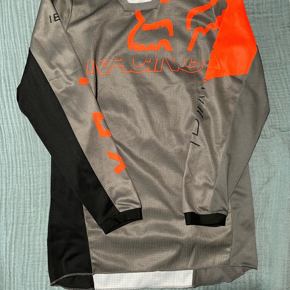 Bundle pants and jersey. Fox 180 YXL Gray and orange pants and jersey